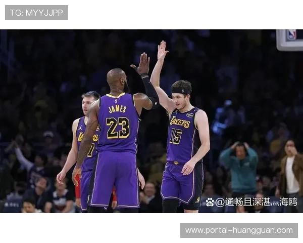 西部首轮再现经典对决森林狼与湖人激战重启